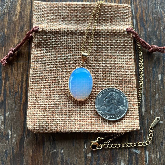 Brand new Opalite Pendant Opalite Necklace Minimalist Oval Necklace - Picture 2 of 2